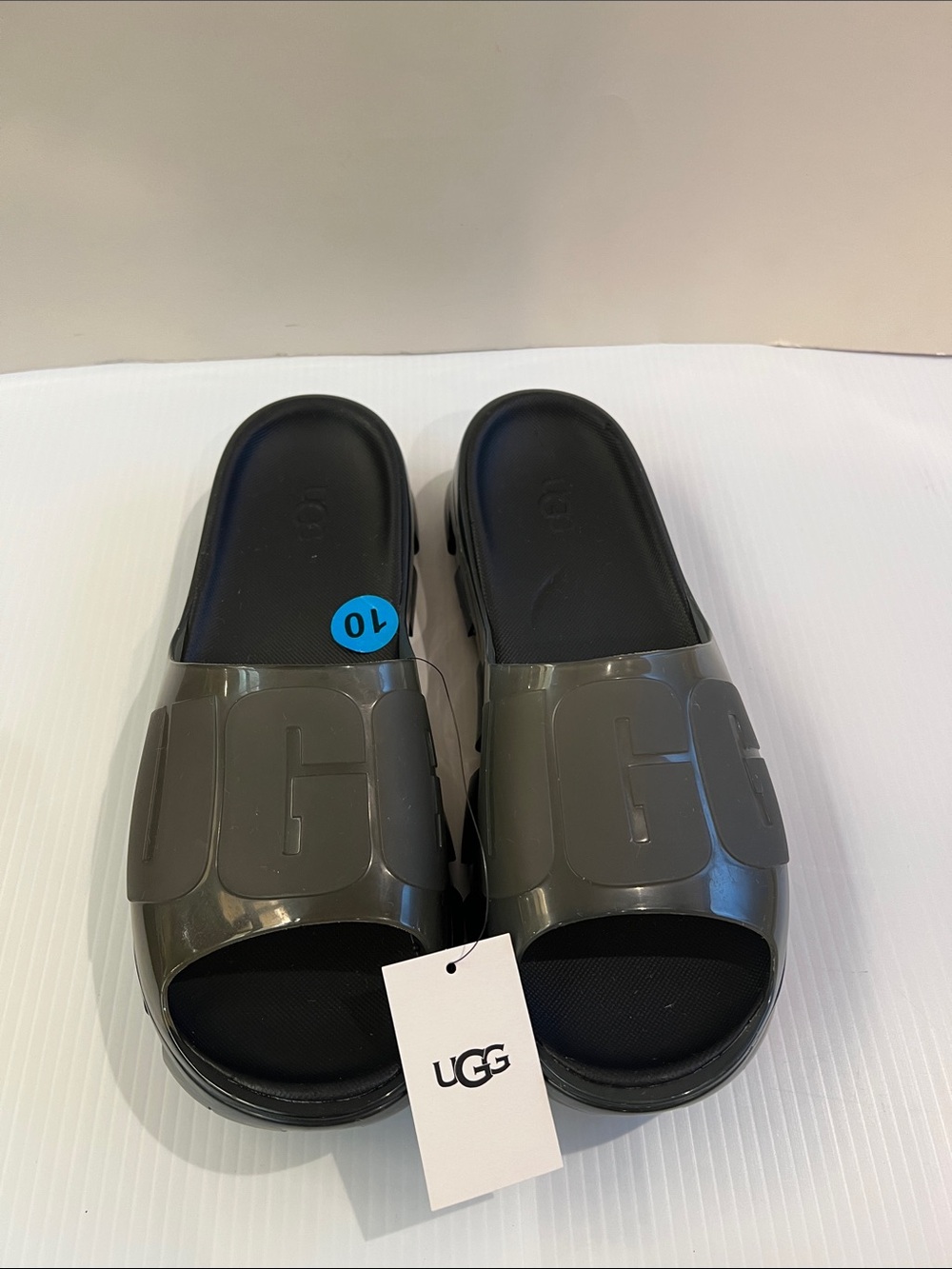 UGG New Women’s Clear Sandal with logo in size 10